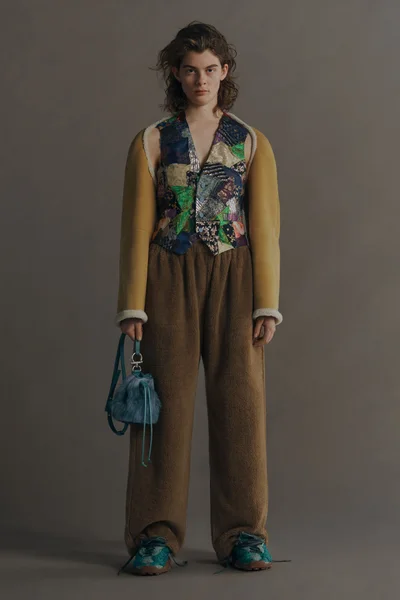 Look 18